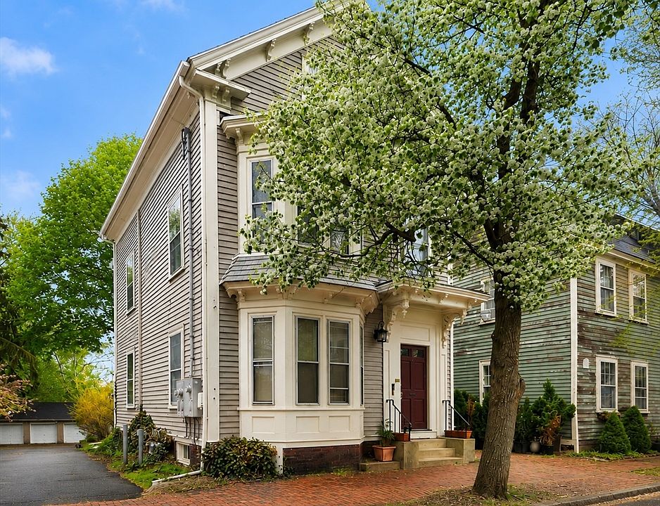 126 Federal St, Salem MA — sold by Daniel Meegan